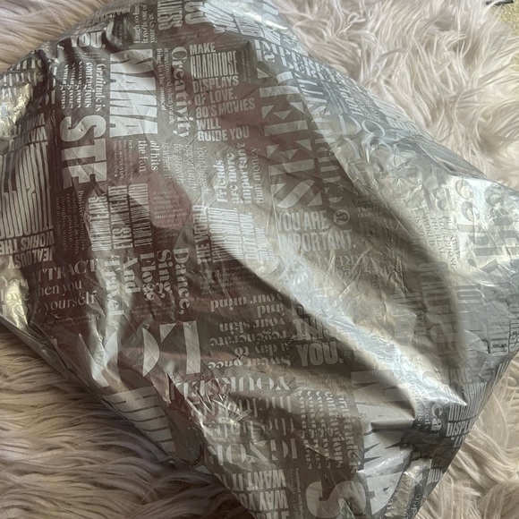 SOLD ✌🏽✌🏽 lululemon fast and free backpack - Picture 5 of 10